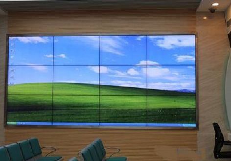 全椒液晶拼接屏的另类用法。